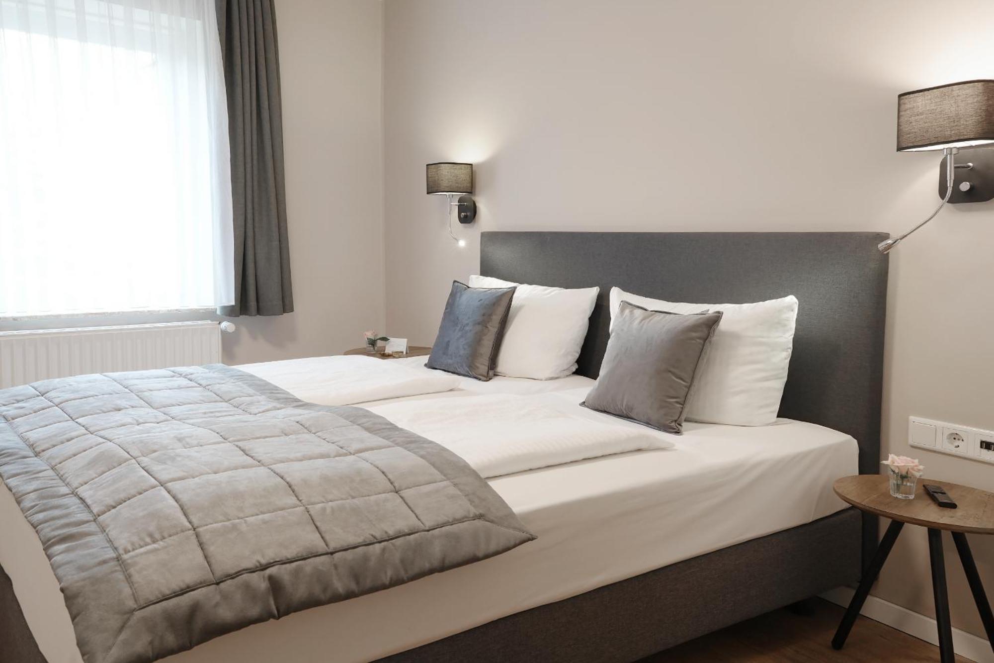 Hotel Kuehl نومنستر المظهر الخارجي الصورة